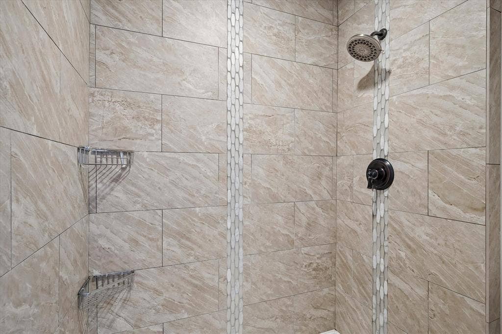 6506 Kathleen Court, Garland, TX 75044 6506 Kathleen Court, Garland, TX 75044