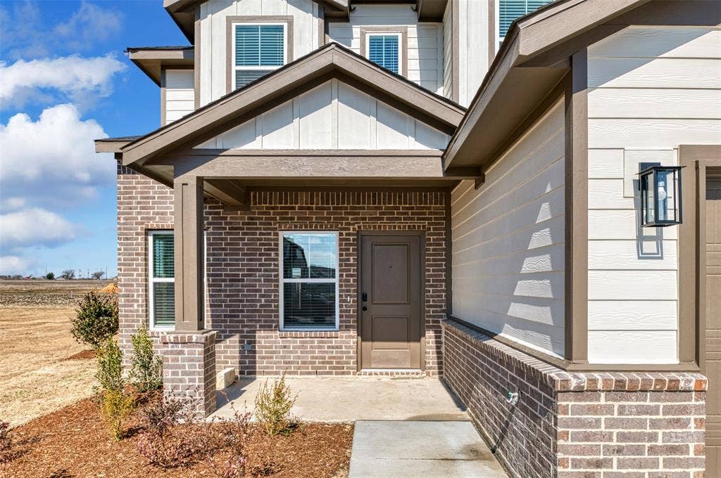 4405 Clovis Court, Midlothian, TX 76065 4405 Clovis Court, Midlothian, TX 76065