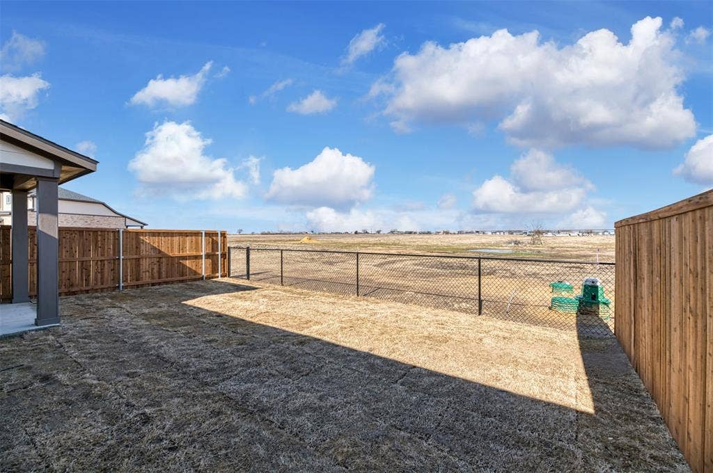 4405 Clovis Court, Midlothian, TX 76065 4405 Clovis Court, Midlothian, TX 76065