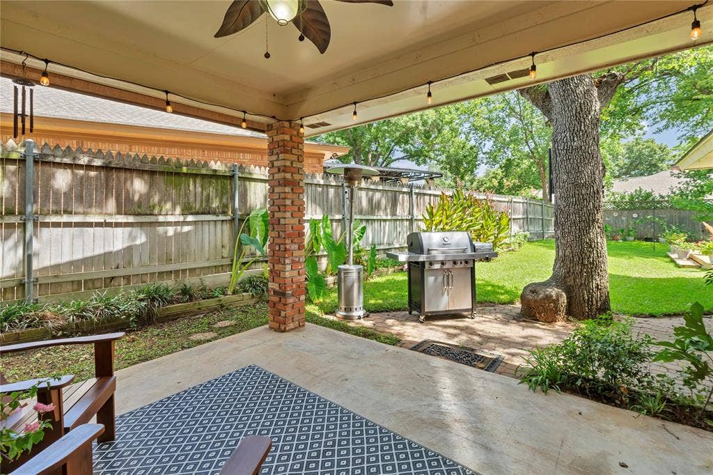 1830 Rhinevalley Drive, Arlington, TX 76012 1830 Rhinevalley Drive, Arlington, TX 76012