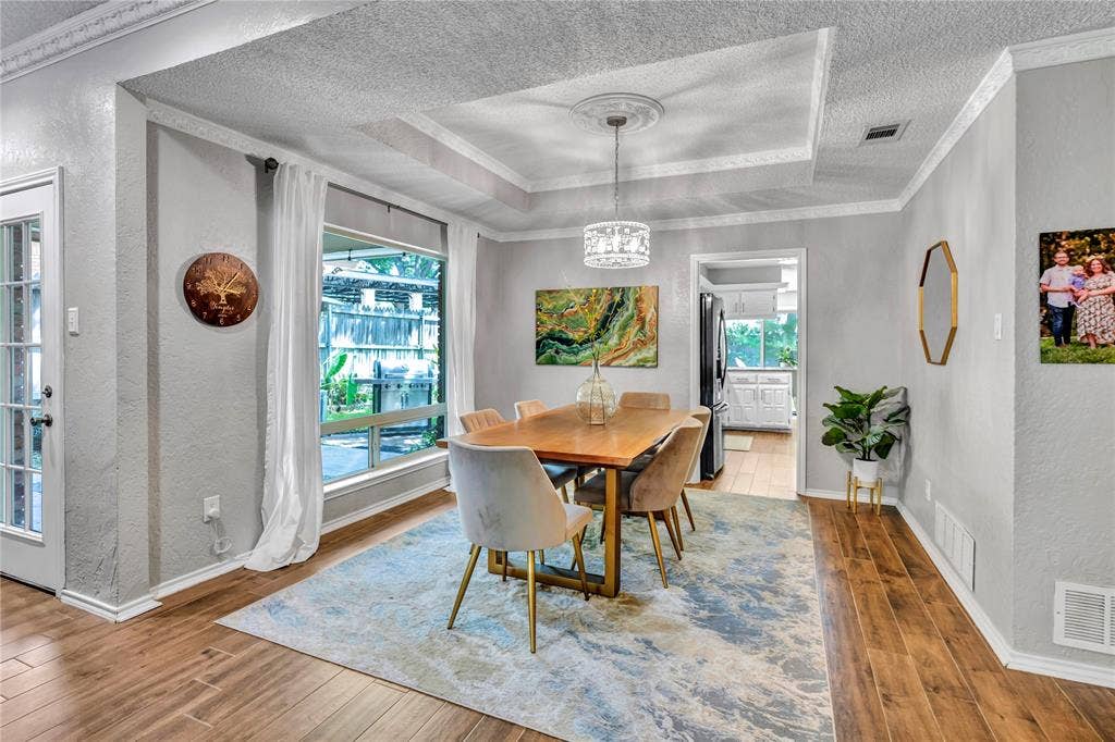 1830 Rhinevalley Drive, Arlington, TX 76012 Beautiful dining area, with gorgeous new windows overlooking the patio