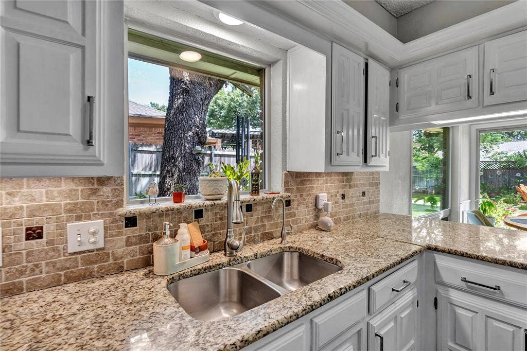 1830 Rhinevalley Drive, Arlington, TX 76012 1830 Rhinevalley Drive, Arlington, TX 76012