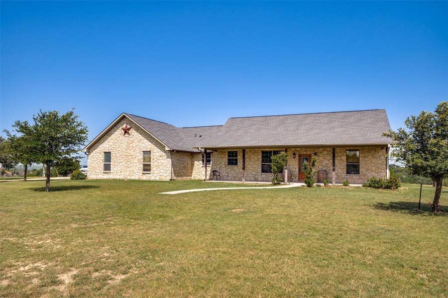 Property photo for 243 Rock Court, Decatur, TX