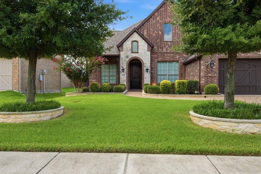 Property photo for 2814 Spring Creek Trail, Celina, TX