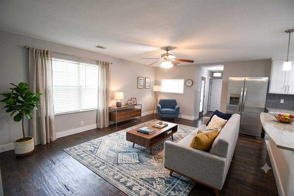3430 Princeton, Irving, TX 75062 Virtually staged