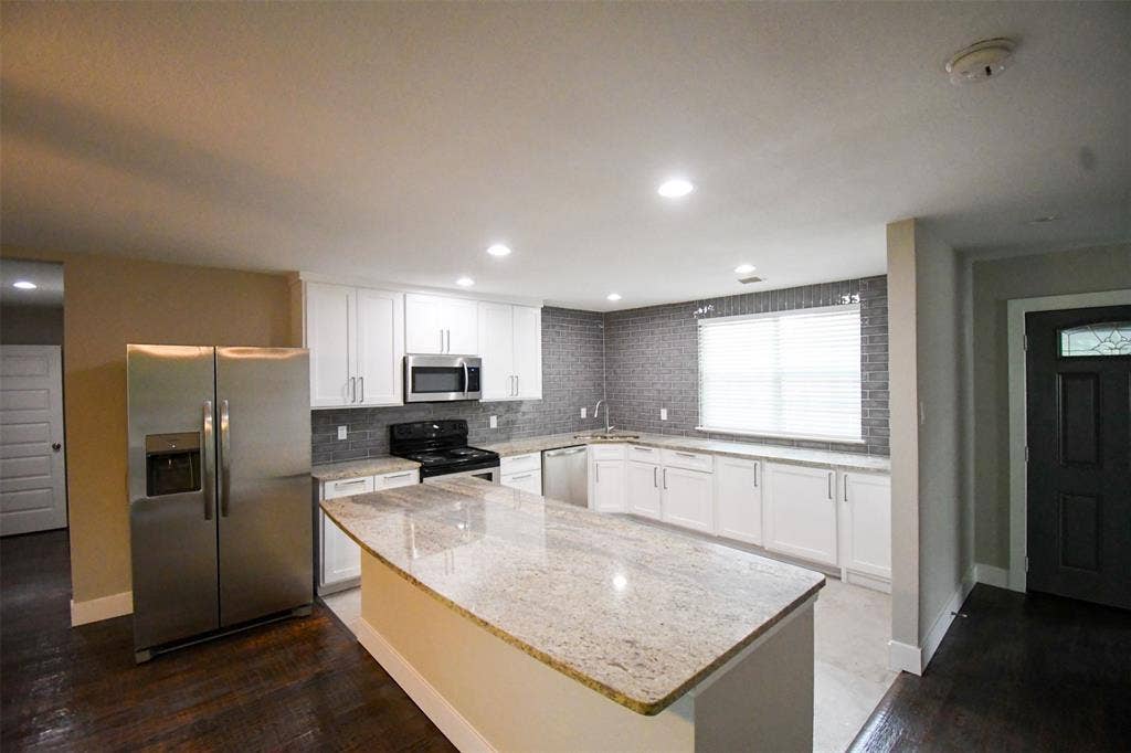 3430 Princeton, Irving, TX 75062 3430 Princeton, Irving, TX 75062