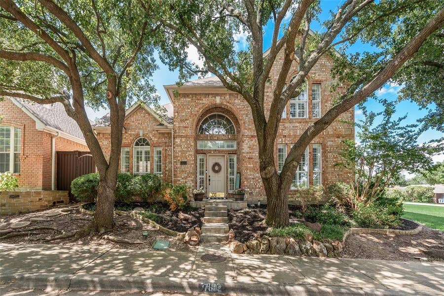 Property photo for 7602 Chadwick Court, Dallas, TX