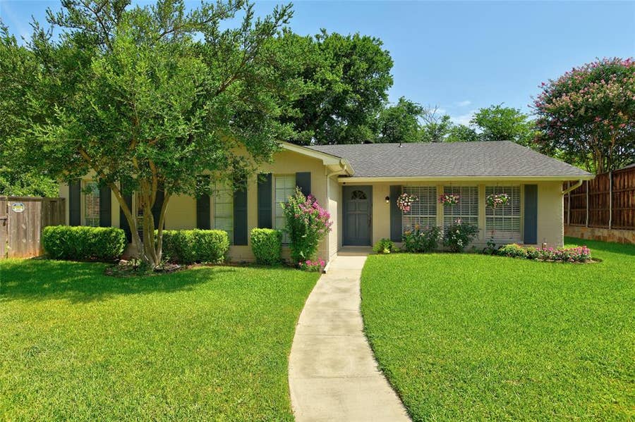 Property photo for 3505 Bellwood Circle, Plano, TX