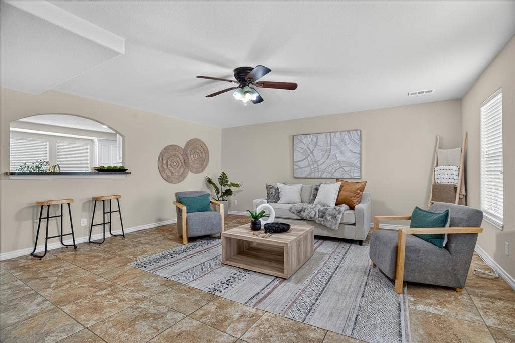 3813 N Eugene Court, Irving, TX 75062