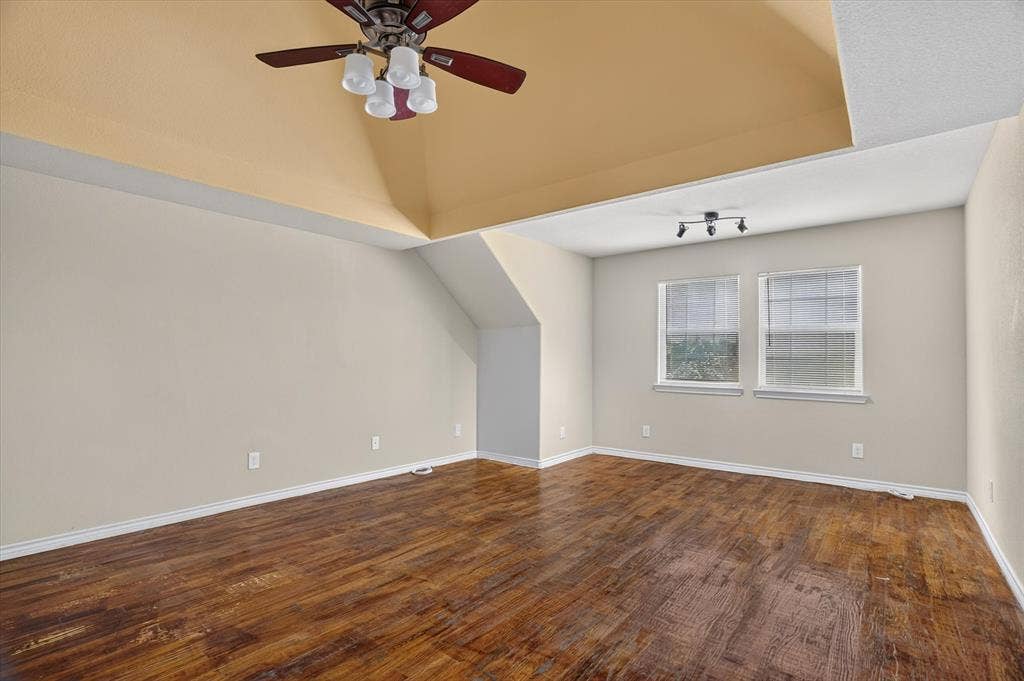 3813 N Eugene Court, Irving, TX 75062