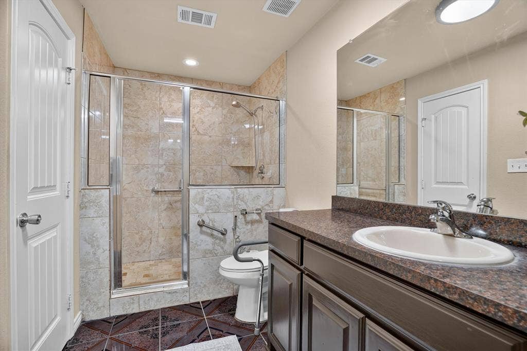 3813 N Eugene Court, Irving, TX 75062