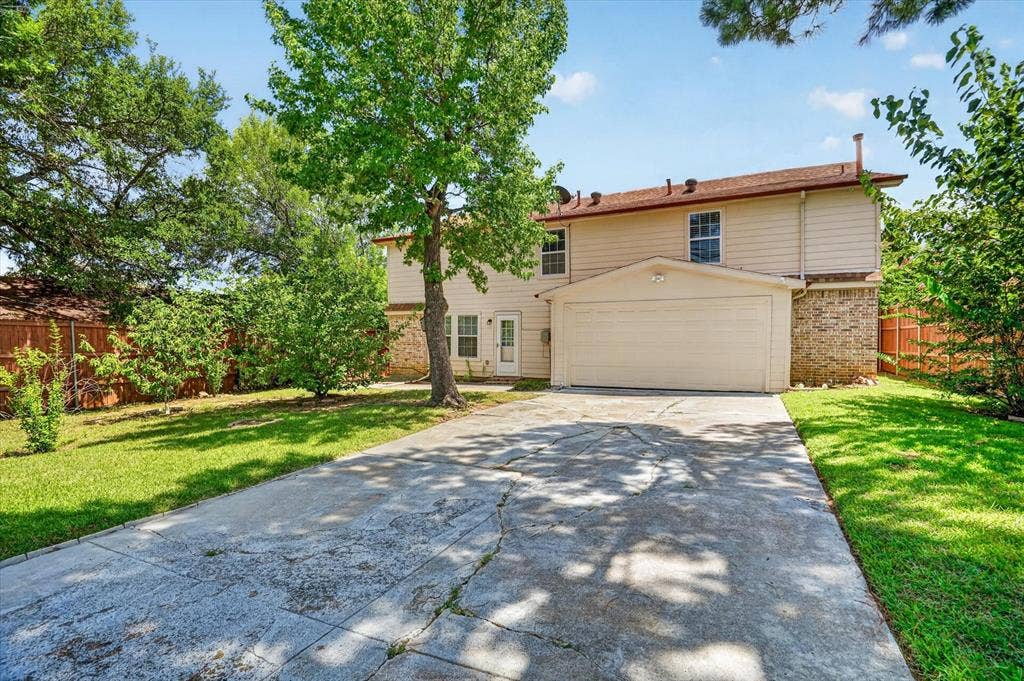 3813 N Eugene Court, Irving, TX 75062