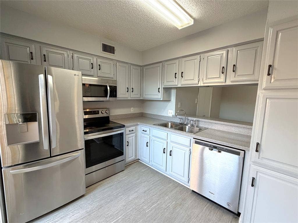 4233 Madera Road, #4, Irving, TX 75038