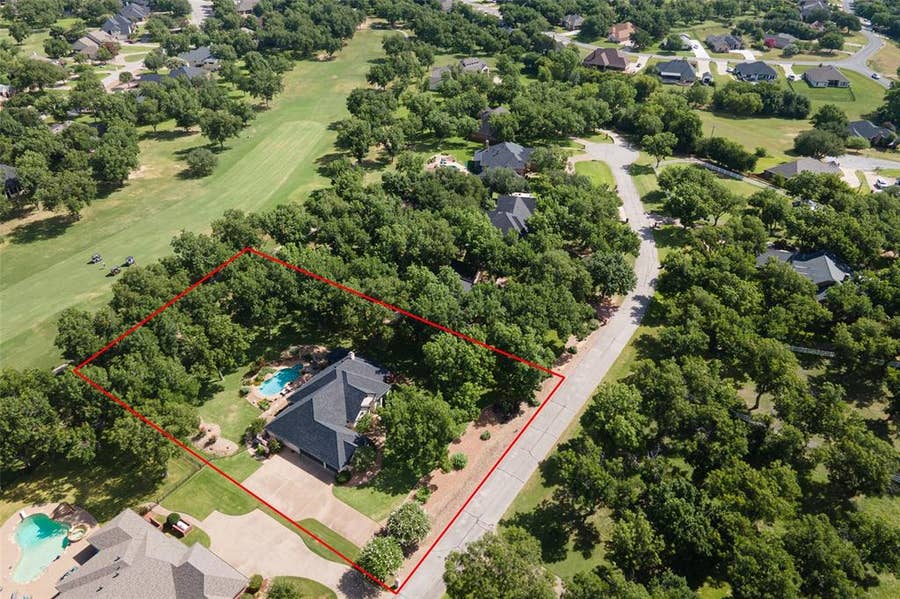 Property photo for 5612 Equestrian Court, Granbury, TX