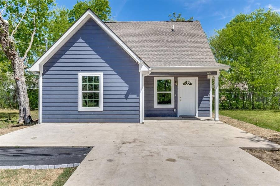 Property photo for 1306 Foley Street, Dallas, TX