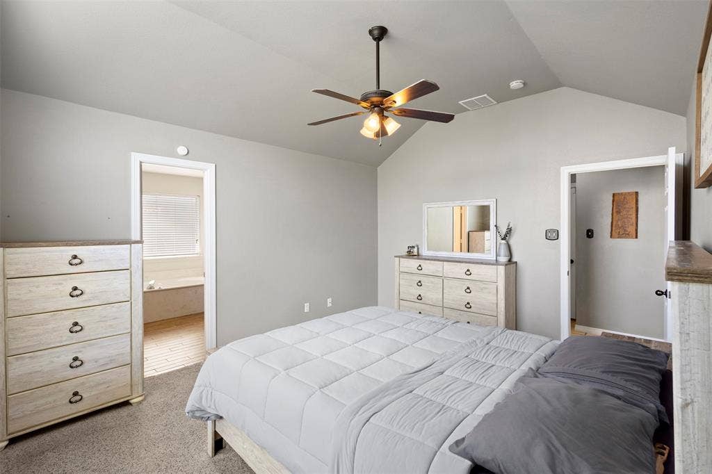 6213 Peach Tree Drive, Midlothian, TX 76065 6213 Peach Tree Drive, Midlothian, TX 76065