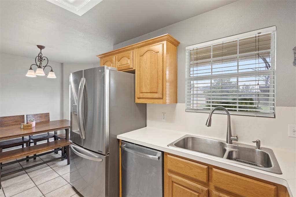 6213 Peach Tree Drive, Midlothian, TX 76065 6213 Peach Tree Drive, Midlothian, TX 76065