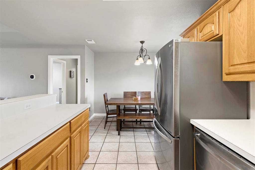 6213 Peach Tree Drive, Midlothian, TX 76065 6213 Peach Tree Drive, Midlothian, TX 76065