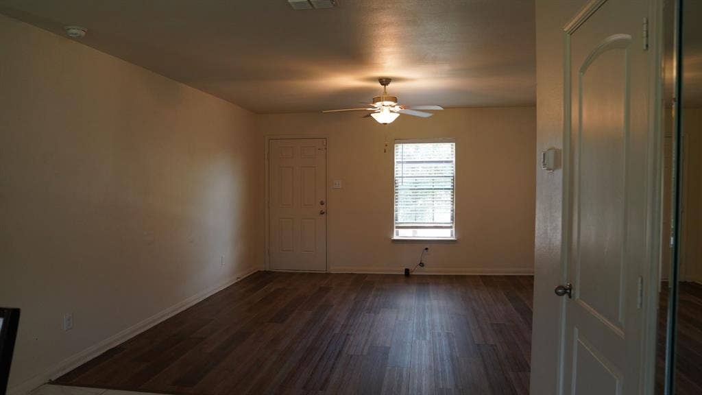 1321 Eagle Lake Drive, Azle, TX 76020 1321 Eagle Lake Drive, Azle, TX 76020