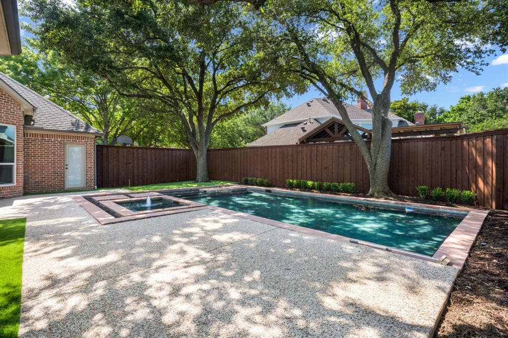 5008 Charles Place, Plano, TX 75093 5008 Charles Place, Plano, TX 75093