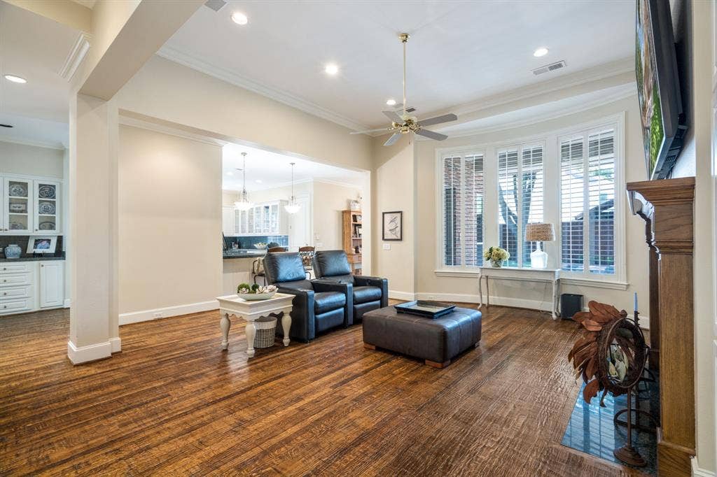 5008 Charles Place, Plano, TX 75093 5008 Charles Place, Plano, TX 75093