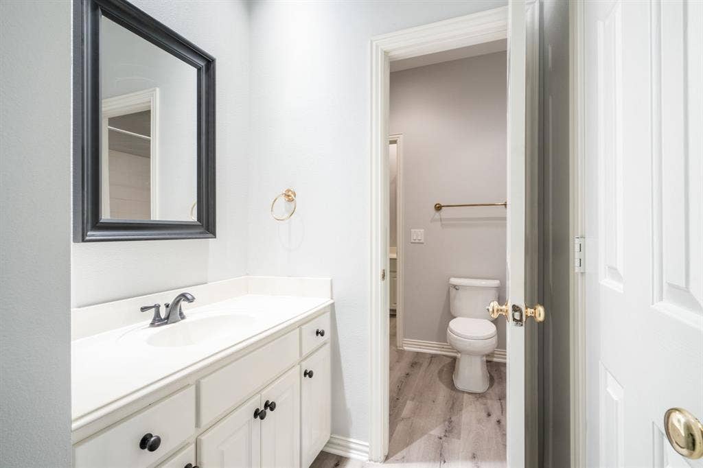 5008 Charles Place, Plano, TX 75093 5008 Charles Place, Plano, TX 75093