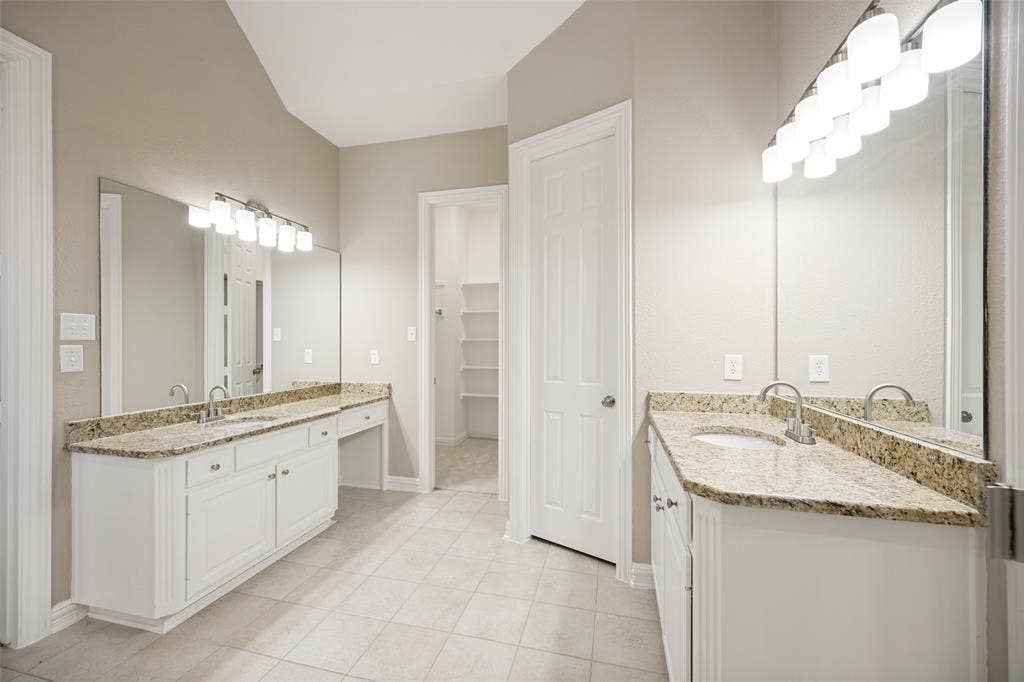 8009 Lynores Way, Plano, TX 75025