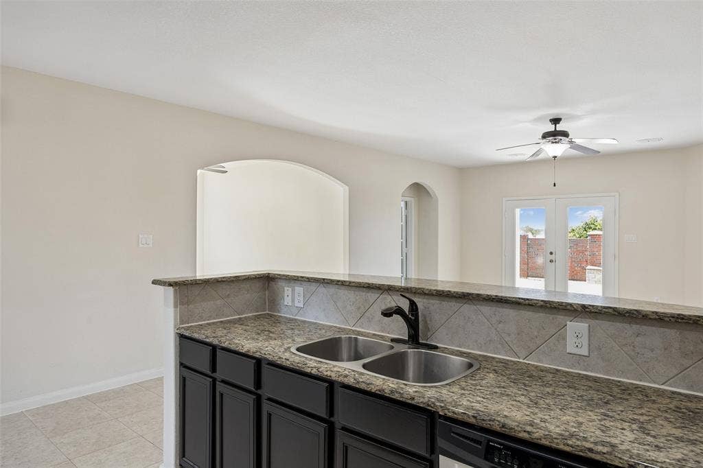 447 Lipizzan Lane, Celina, TX 75009 447 Lipizzan Lane, Celina, TX 75009