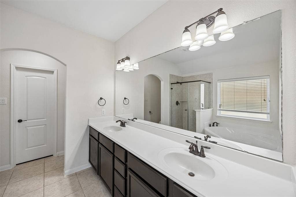 447 Lipizzan Lane, Celina, TX 75009 447 Lipizzan Lane, Celina, TX 75009