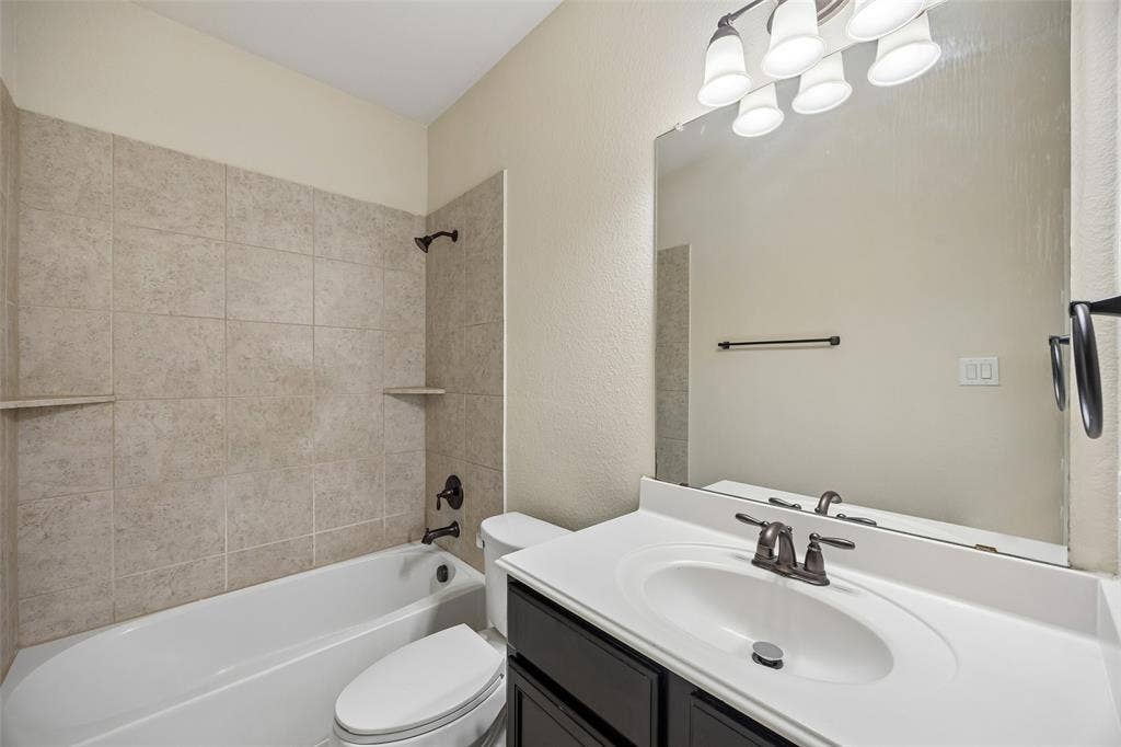 447 Lipizzan Lane, Celina, TX 75009 447 Lipizzan Lane, Celina, TX 75009