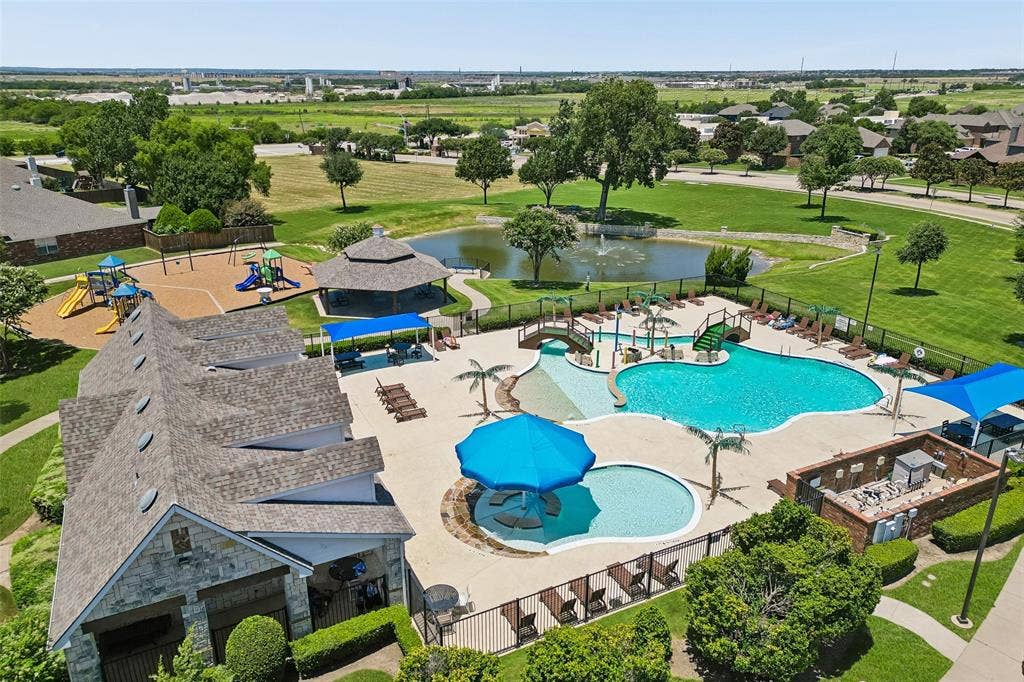 447 Lipizzan Lane, Celina, TX 75009 447 Lipizzan Lane, Celina, TX 75009