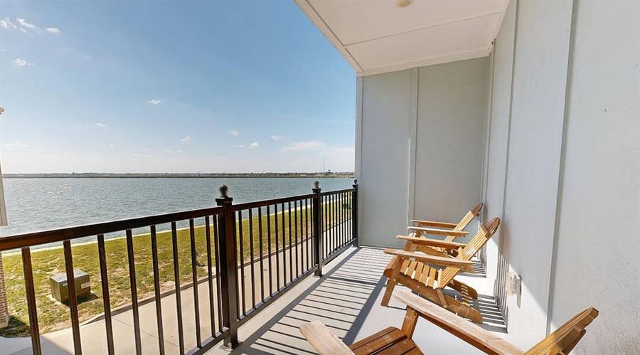 Property photo for 602 Winners Circle, Rowlett, TX