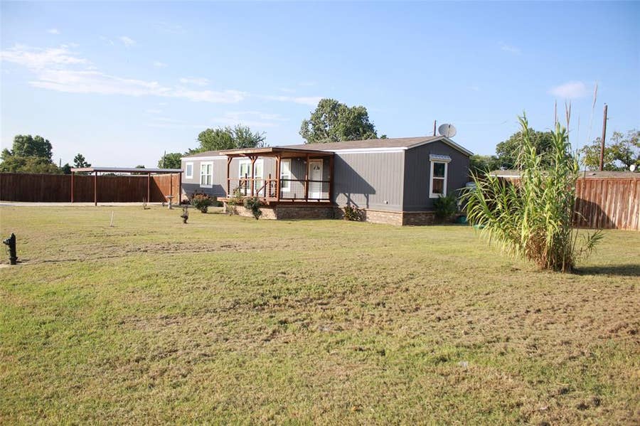 Property photo for 8529 Weems Estate Drive, Granbury, TX