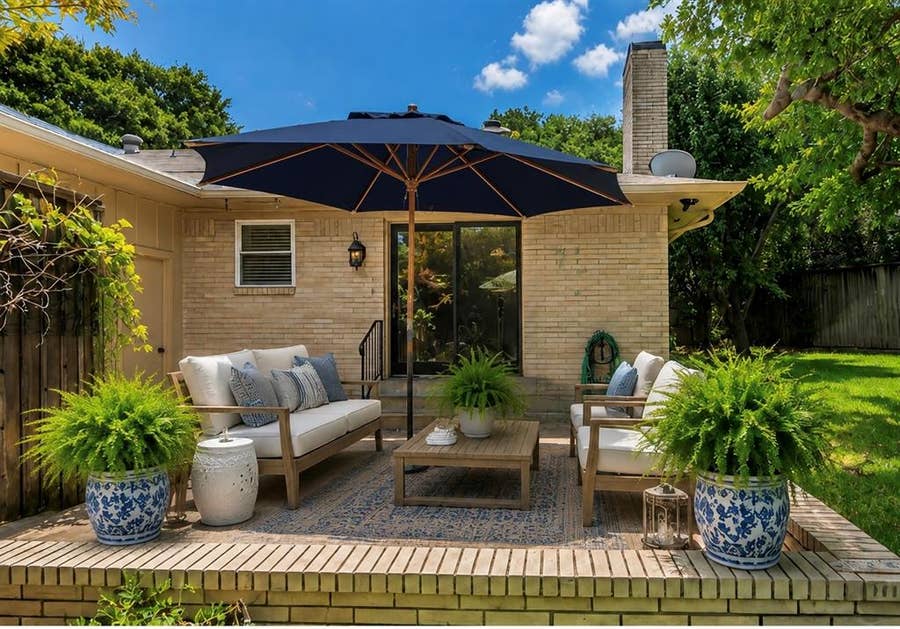 Property photo for 9133 Villa Park Circle, Dallas, TX