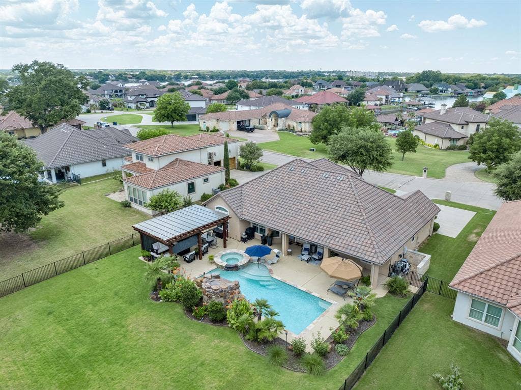 1104 Catalina Bay Boulevard, Granbury, TX 76048 1104 Catalina Bay Boulevard, Granbury, TX 76048