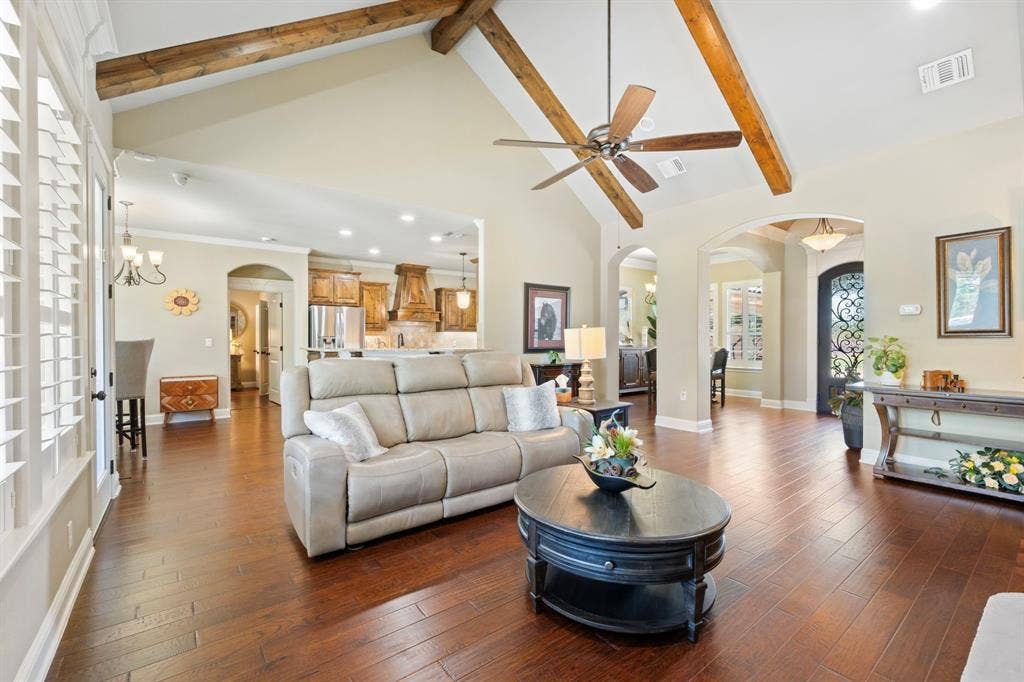 1104 Catalina Bay Boulevard, Granbury, TX 76048 1104 Catalina Bay Boulevard, Granbury, TX 76048