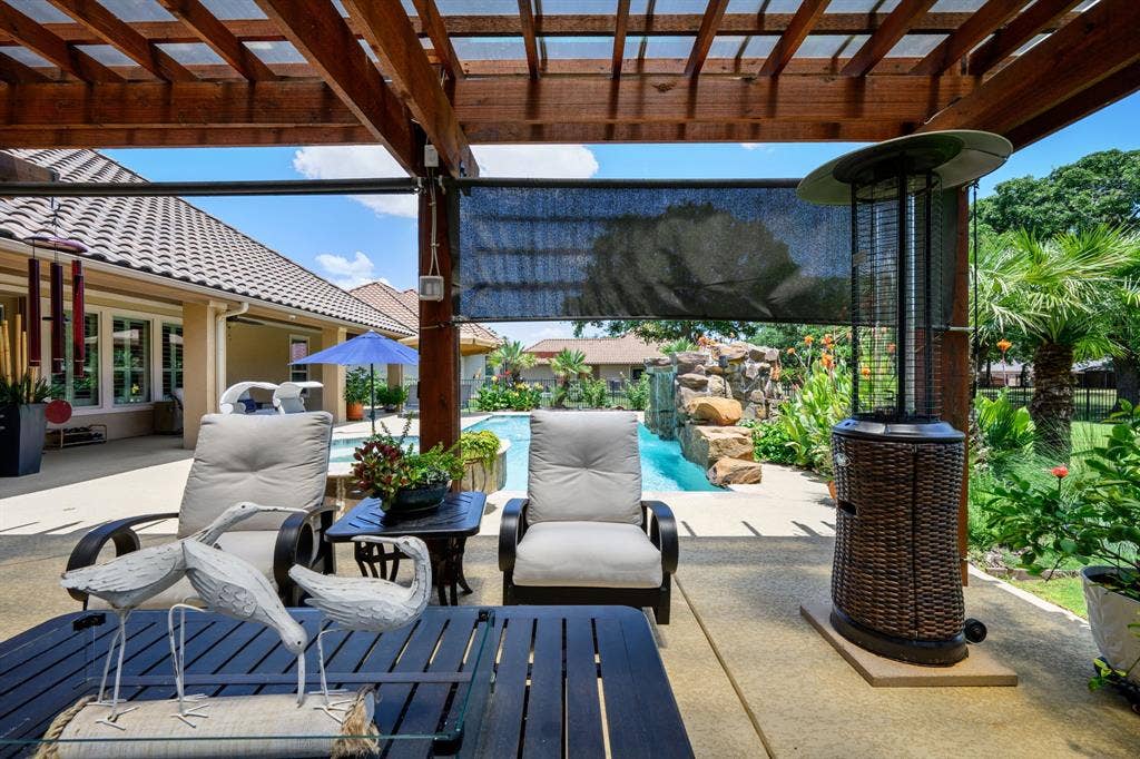 1104 Catalina Bay Boulevard, Granbury, TX 76048 1104 Catalina Bay Boulevard, Granbury, TX 76048