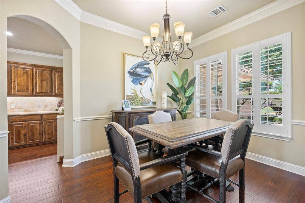 1104 Catalina Bay Boulevard, Granbury, TX 76048 1104 Catalina Bay Boulevard, Granbury, TX 76048