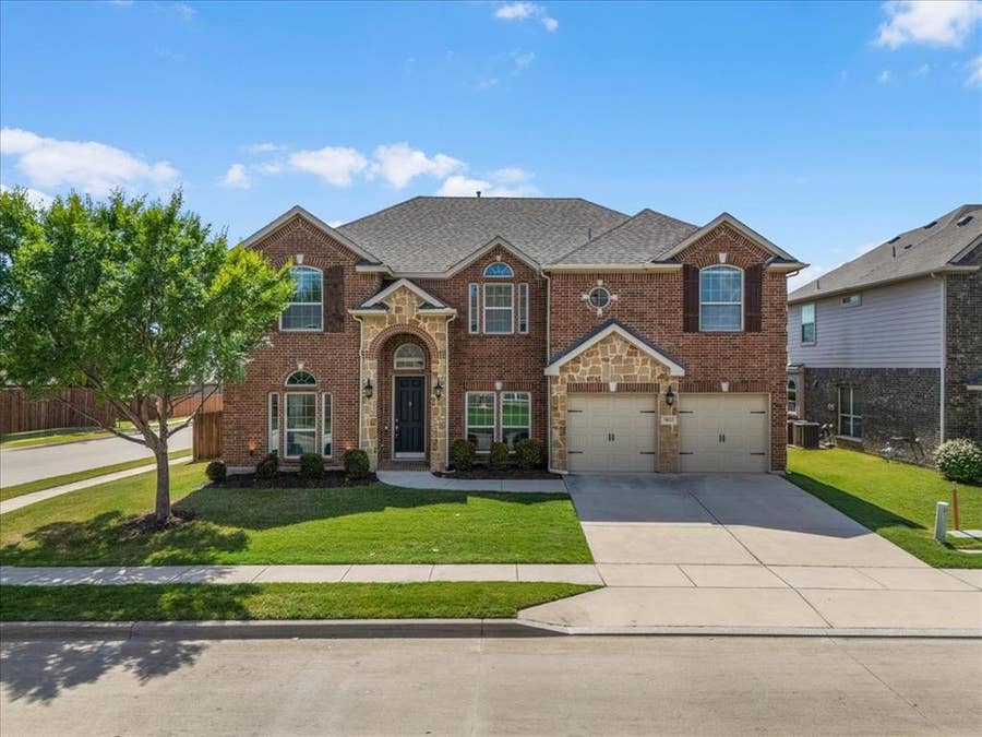 Property photo for 9833 Saltbrush Street, Fort Worth, TX