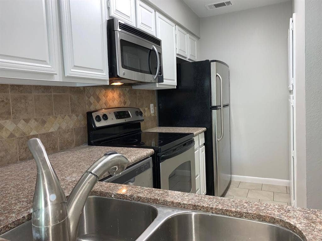5740 Martel Avenue, #A12, Dallas, TX 75206 5740 Martel Avenue, #A12, Dallas, TX 75206