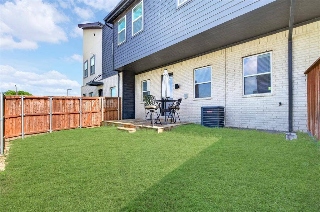 4354 Hebron Street, Irving, TX 75061