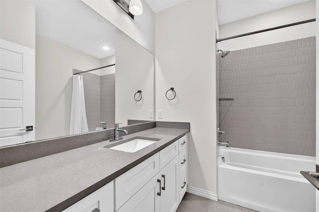 4354 Hebron Street, Irving, TX 75061
