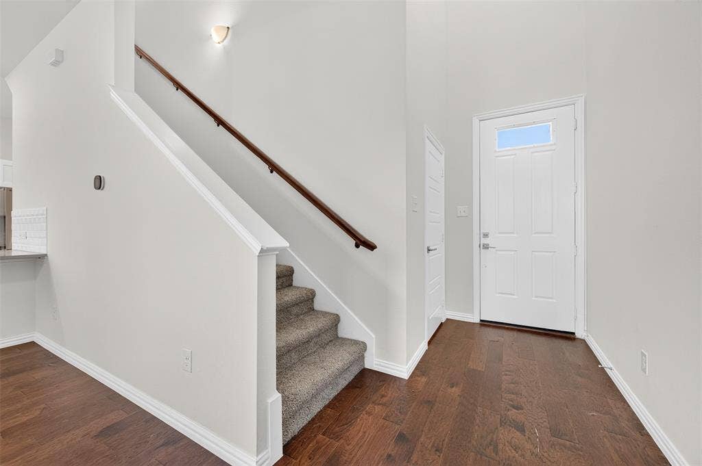 4354 Hebron Street, Irving, TX 75061