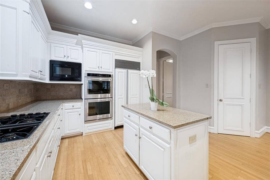 3448 Granada Avenue, University Park, TX 75205 3448 Granada Avenue, University Park, TX 75205