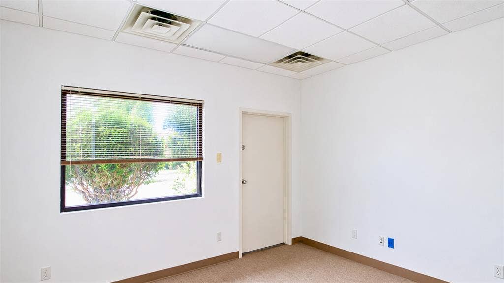 4821 Saturn Road, Garland, TX 75041 4821 Saturn Road, Garland, TX 75041