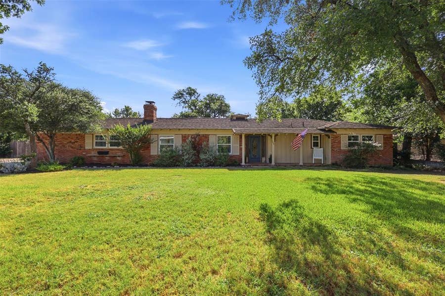 Property photo for 103 Paint Brush Road, Lakeside, TX
