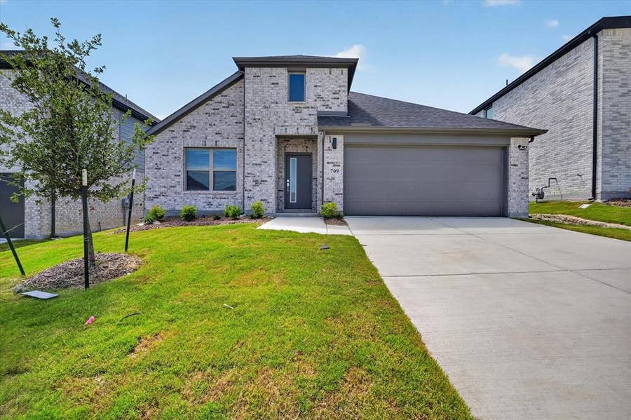 Property photo for 709 Summerberry Drive, McKinney, TX