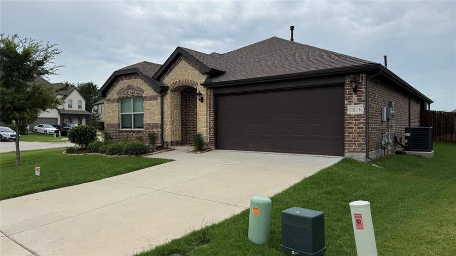 Property photo for 1016 Highberry Drive, Anna, TX
