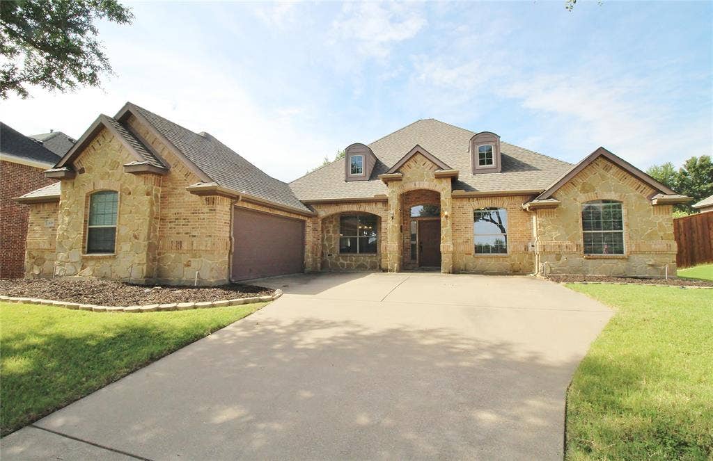 2610 Tall Meadows Drive, Midlothian, TX 76065 2610 Tall Meadows Drive, Midlothian, TX 76065