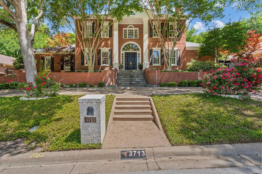 Property photo for 3713 Black Canyon Road, Fort Worth, TX